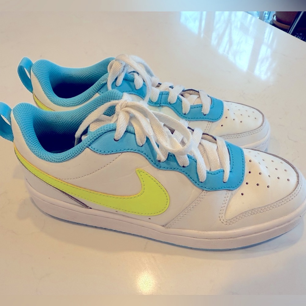 Nike Kids' Blue and White Sneakers